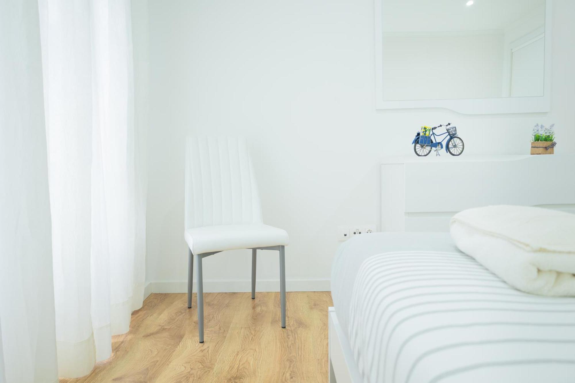 Отель Avenida House 1 Понта-Делгада Экстерьер фото