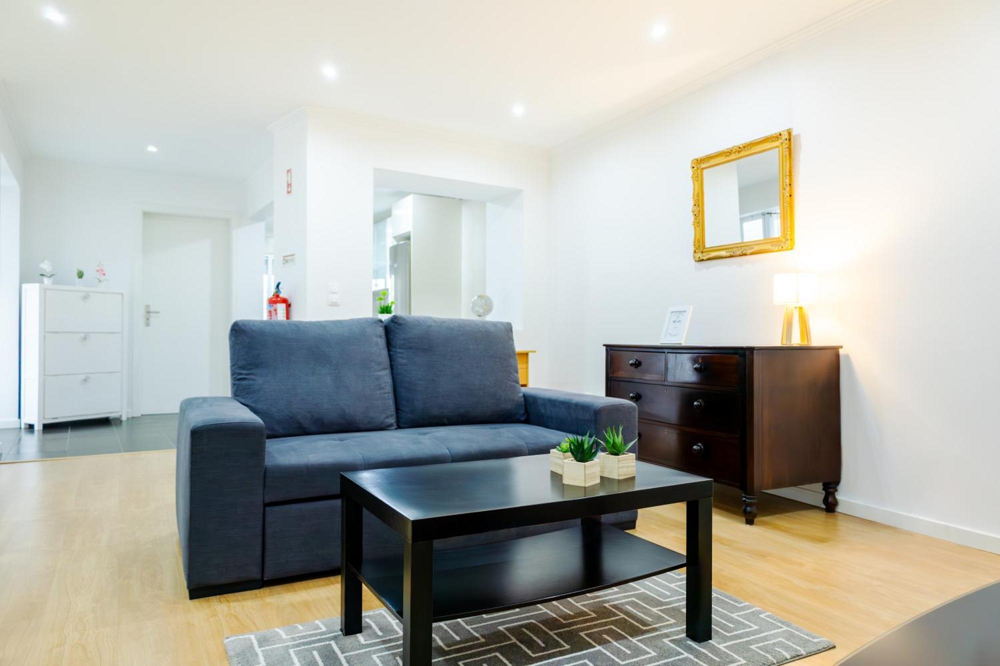 Отель Avenida House 1 Понта-Делгада Экстерьер фото